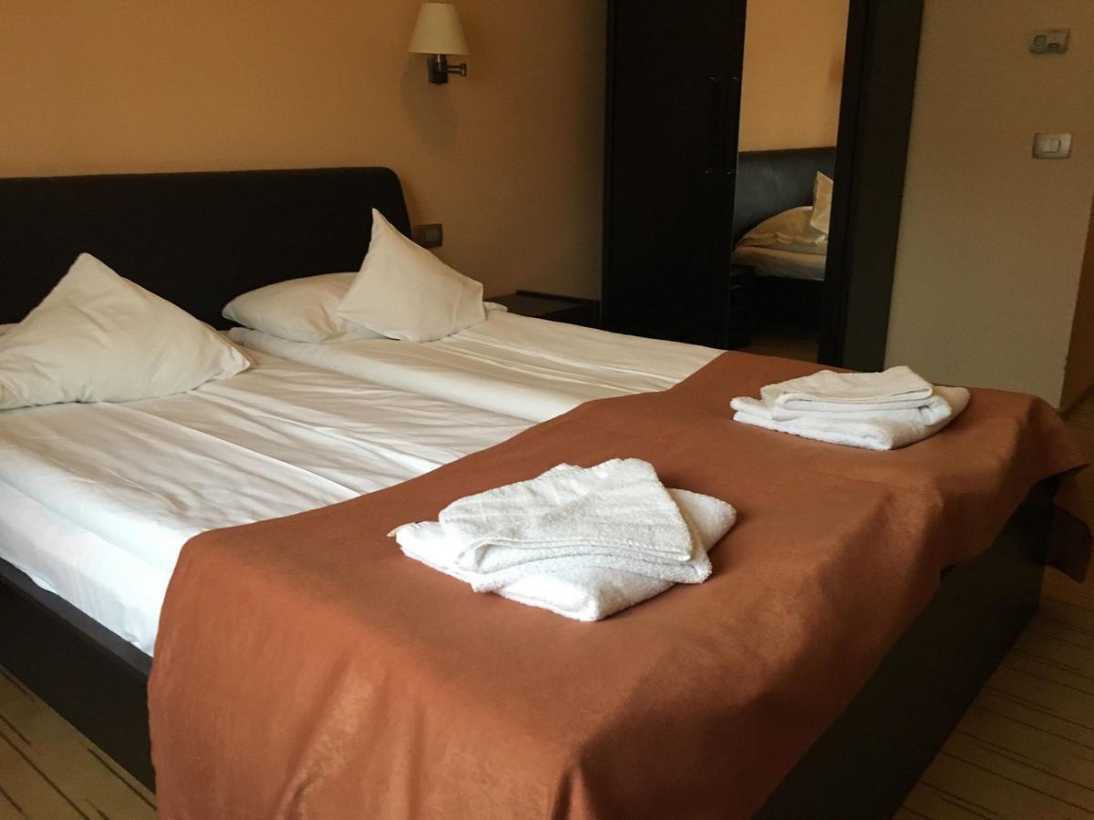 Hotel Transilvania Zalău Extérieur photo